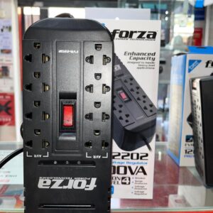 ESTABILIZADOR FORZA 8T 2200VA/1100W